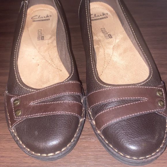 2 for $40 Clarks Collection Women’s Size 7 Shoes Brown Leather Slip On Loafer - Picture 5 of 13